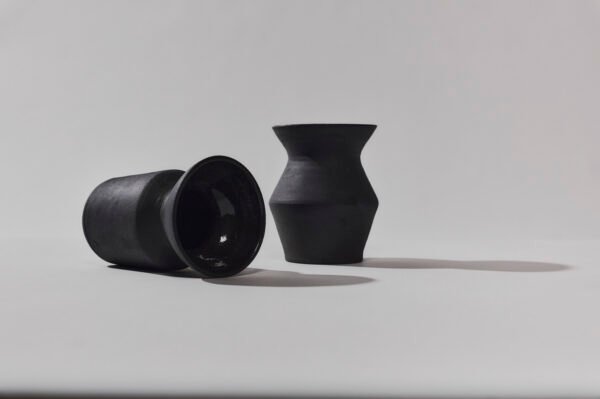 Vase  noire